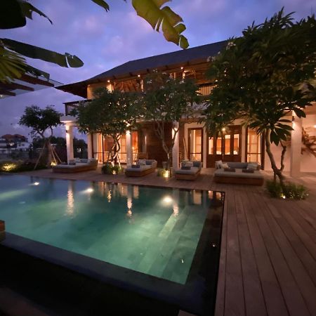 Villa Biarritz 울루와뚜 외부 사진